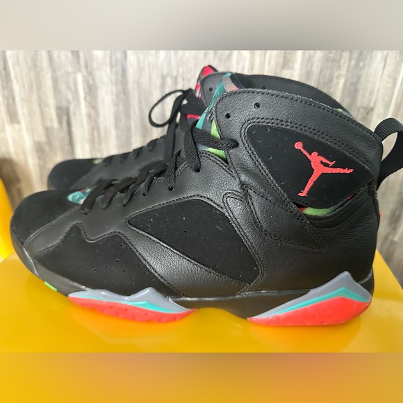 Jordan 7 Retro 30th Barcelona Nights 2015 with Socks - Picture 5 of 11